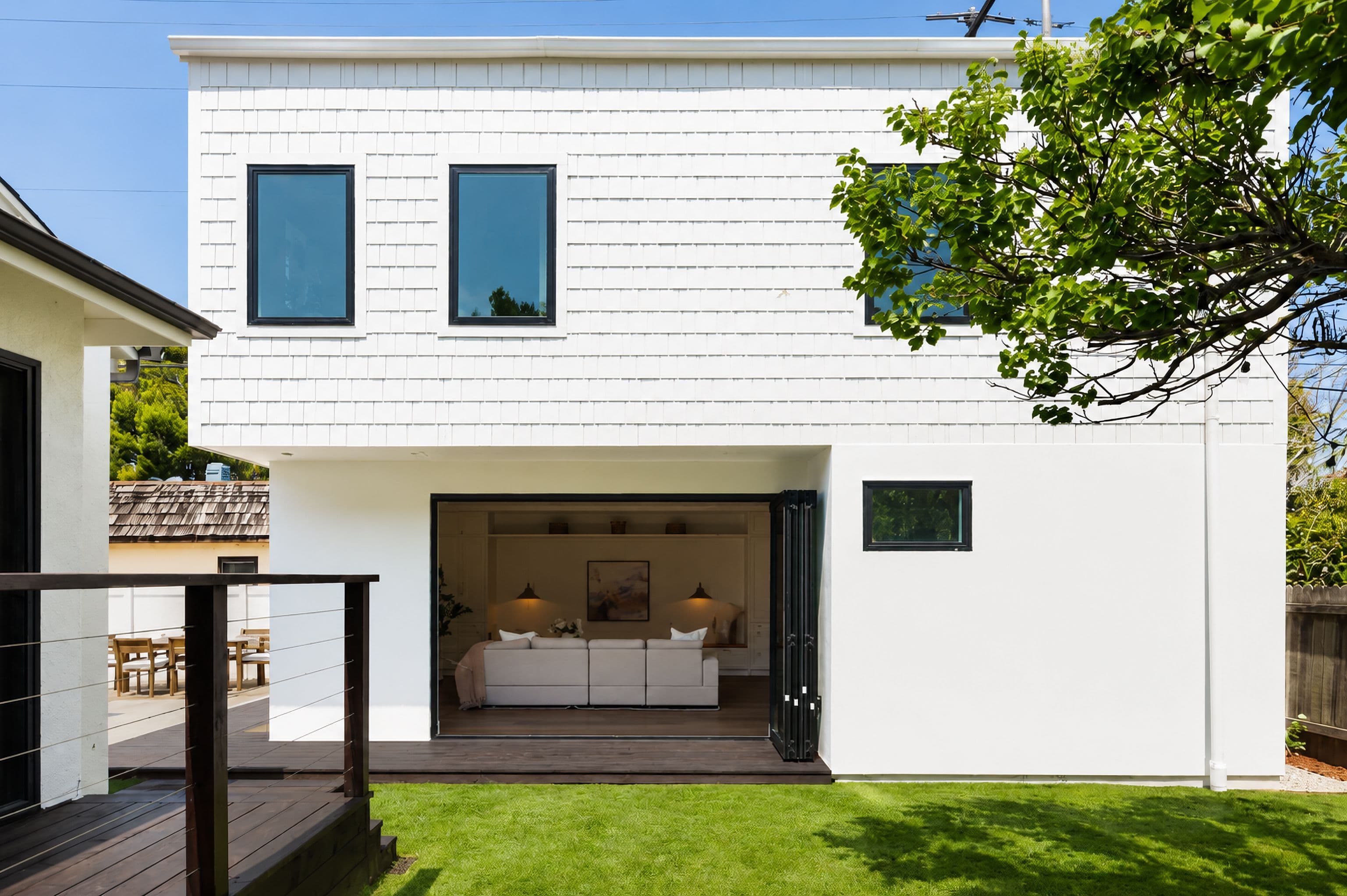 3316 Pearl, Santa Monica, California — image 2 of 11